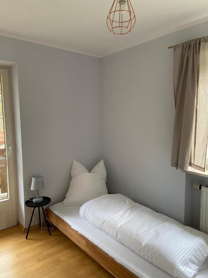 Modern Eingerichtete Wohnung Mit 2 Schlafzimmern Bergen  Esterno foto