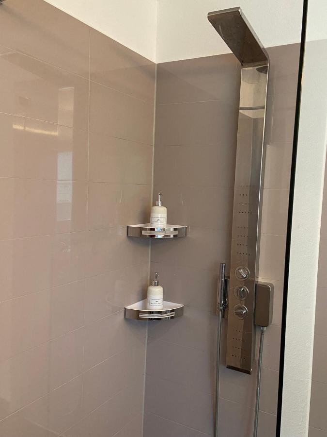 Modern Eingerichtete Wohnung Mit 2 Schlafzimmern Bergen  Esterno foto